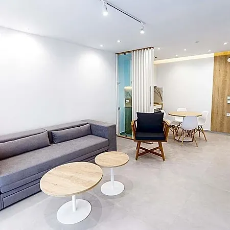 호텔 The Angeliki Boutique 리메나스
